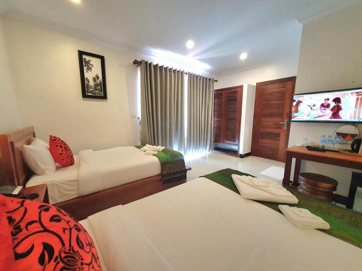 Darling Pub Hostel Siem Reap Luaran gambar
