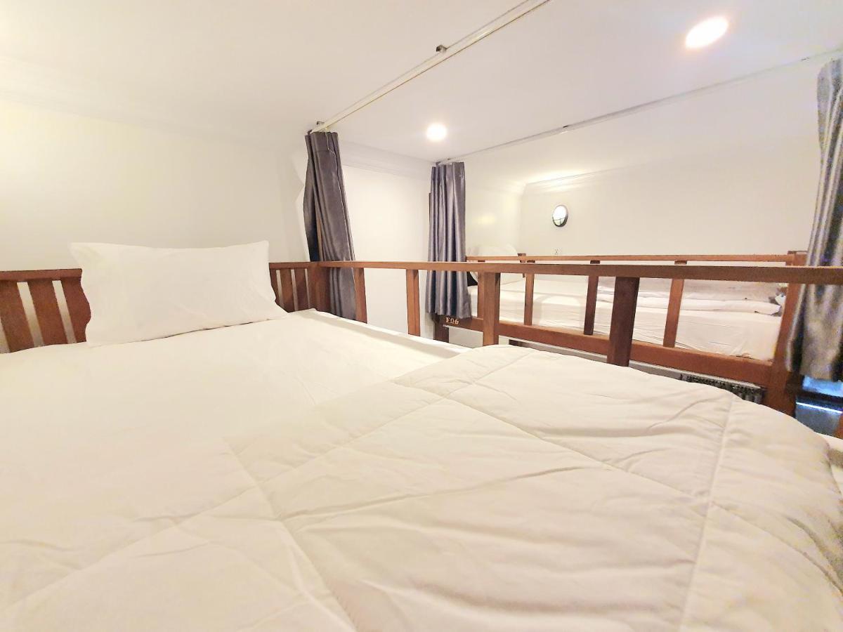 Darling Pub Hostel Siem Reap Luaran gambar