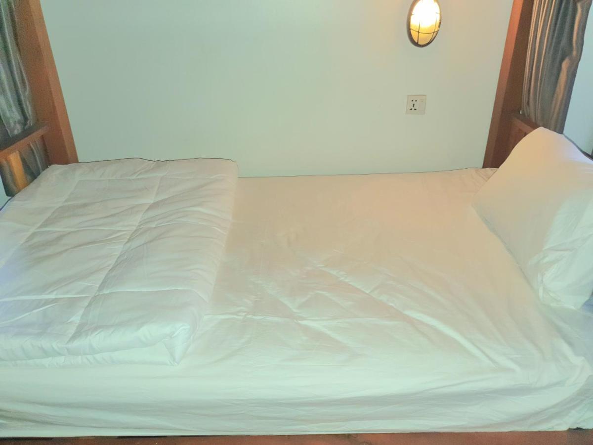 Darling Pub Hostel Siem Reap Luaran gambar