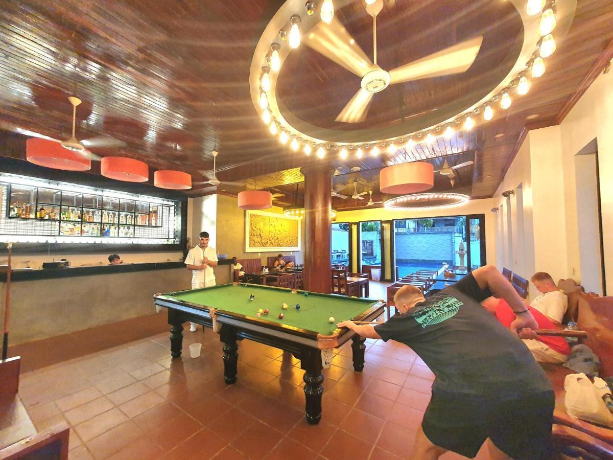 Darling Pub Hostel Siem Reap Luaran gambar