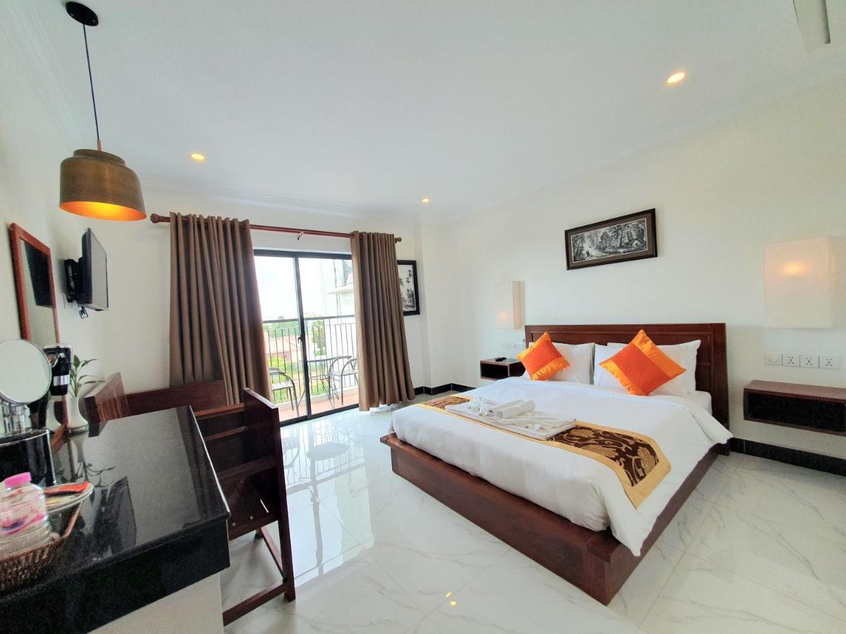 Darling Pub Hostel Siem Reap Luaran gambar