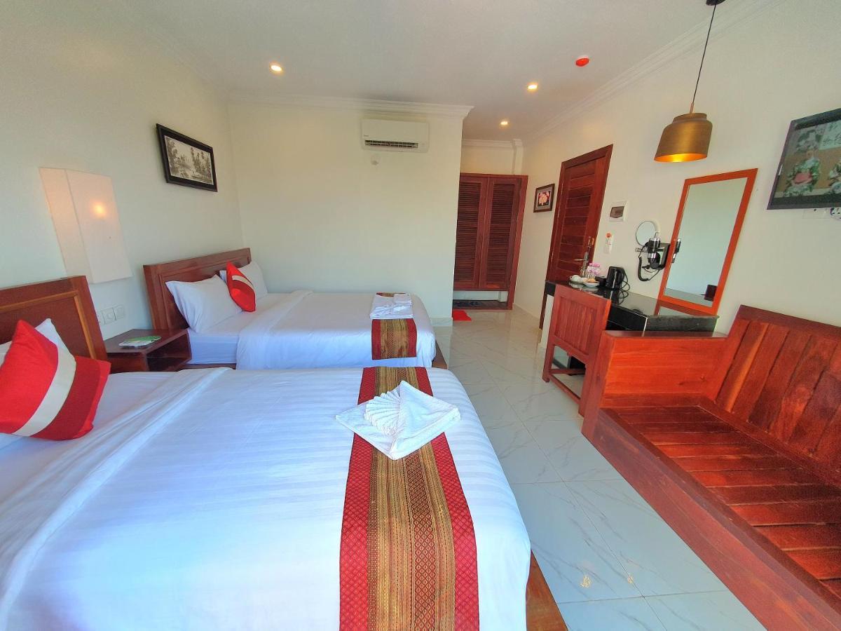 Darling Pub Hostel Siem Reap Luaran gambar