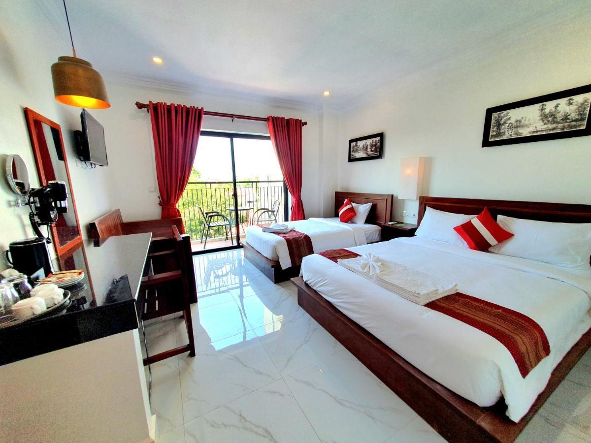 Darling Pub Hostel Siem Reap Luaran gambar