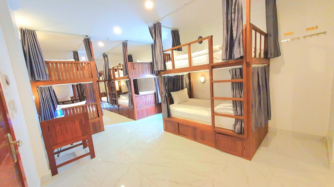 Darling Pub Hostel Siem Reap Luaran gambar