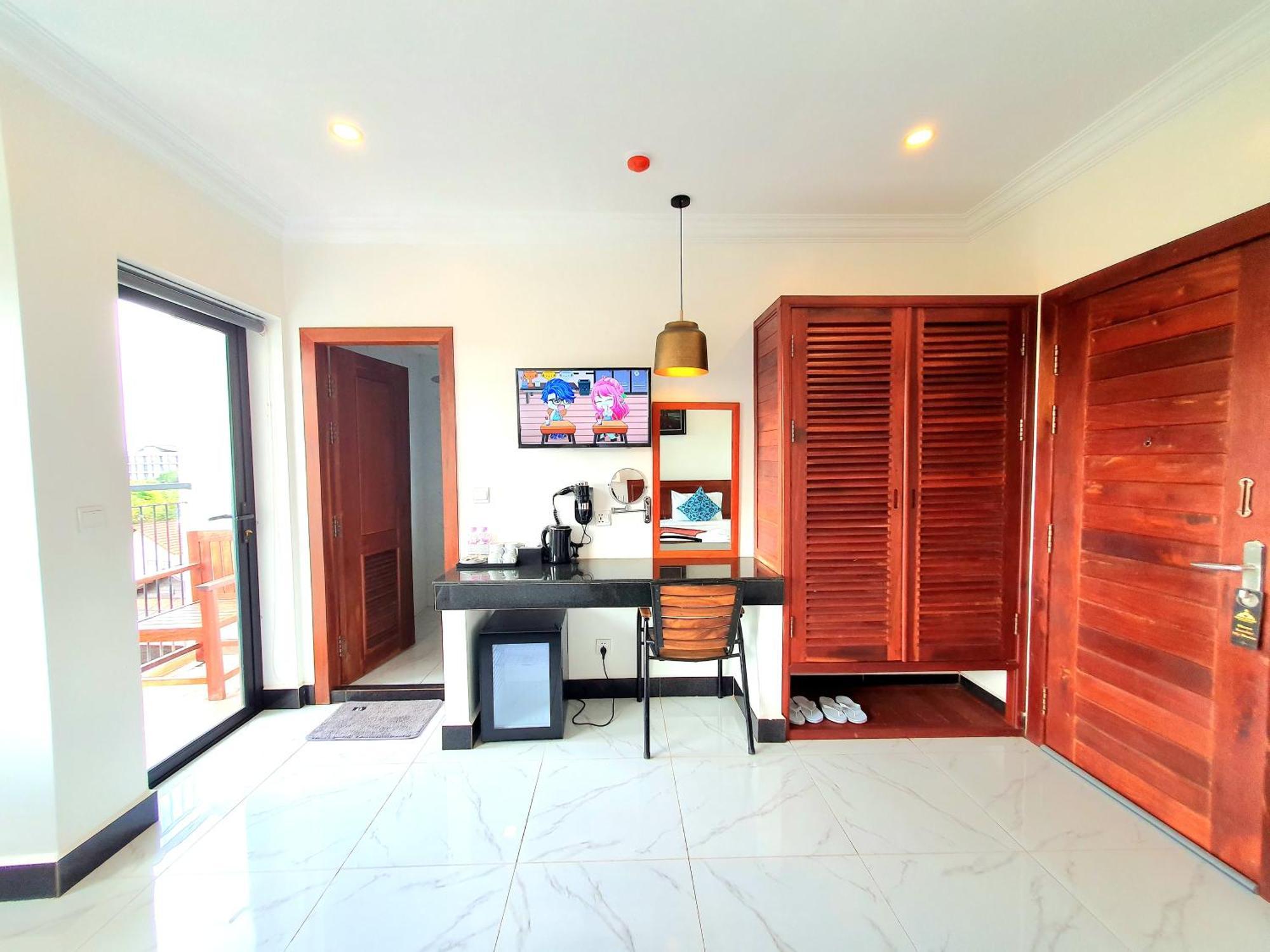 Darling Pub Hostel Siem Reap Luaran gambar
