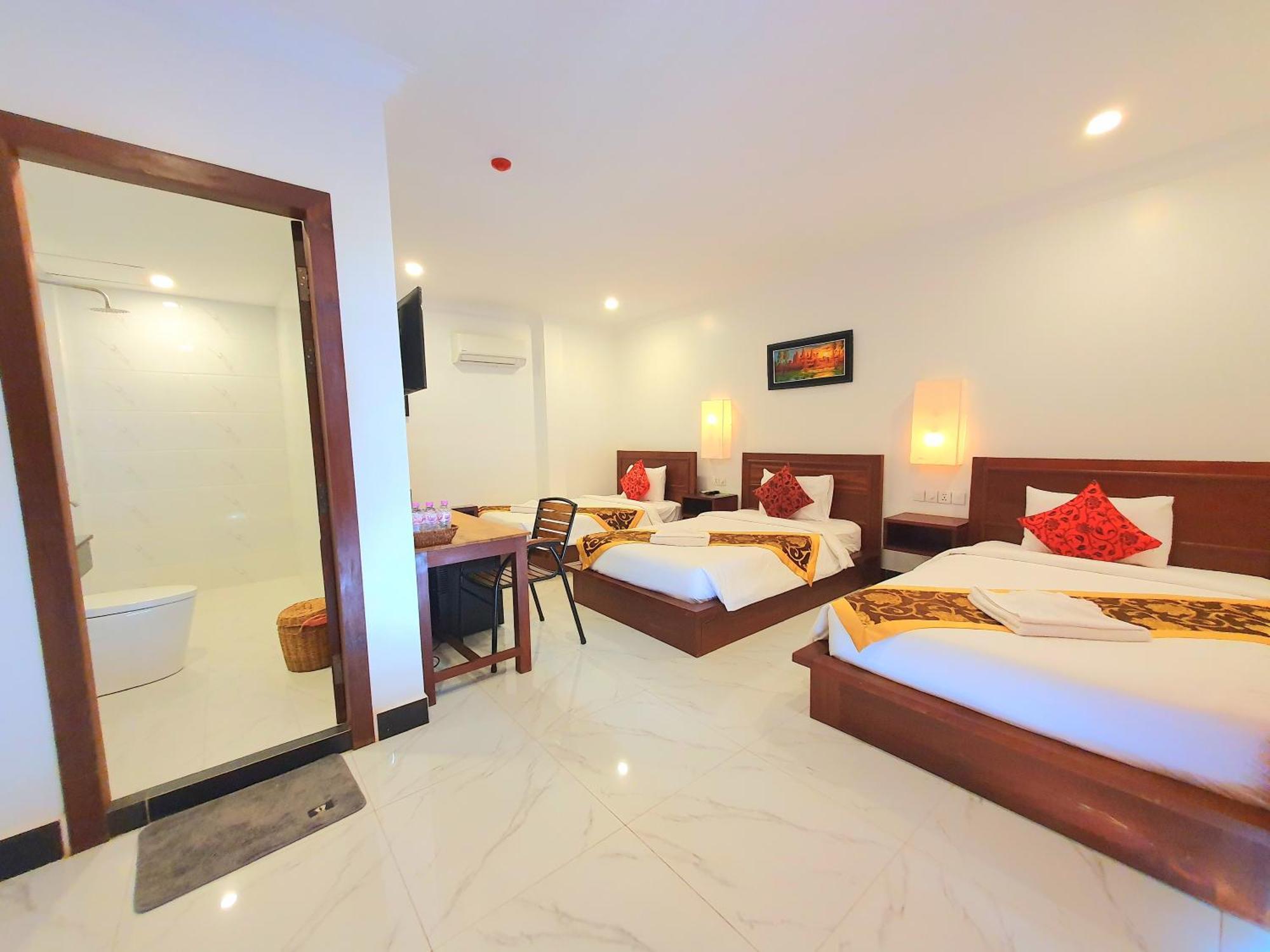 Darling Pub Hostel Siem Reap Luaran gambar