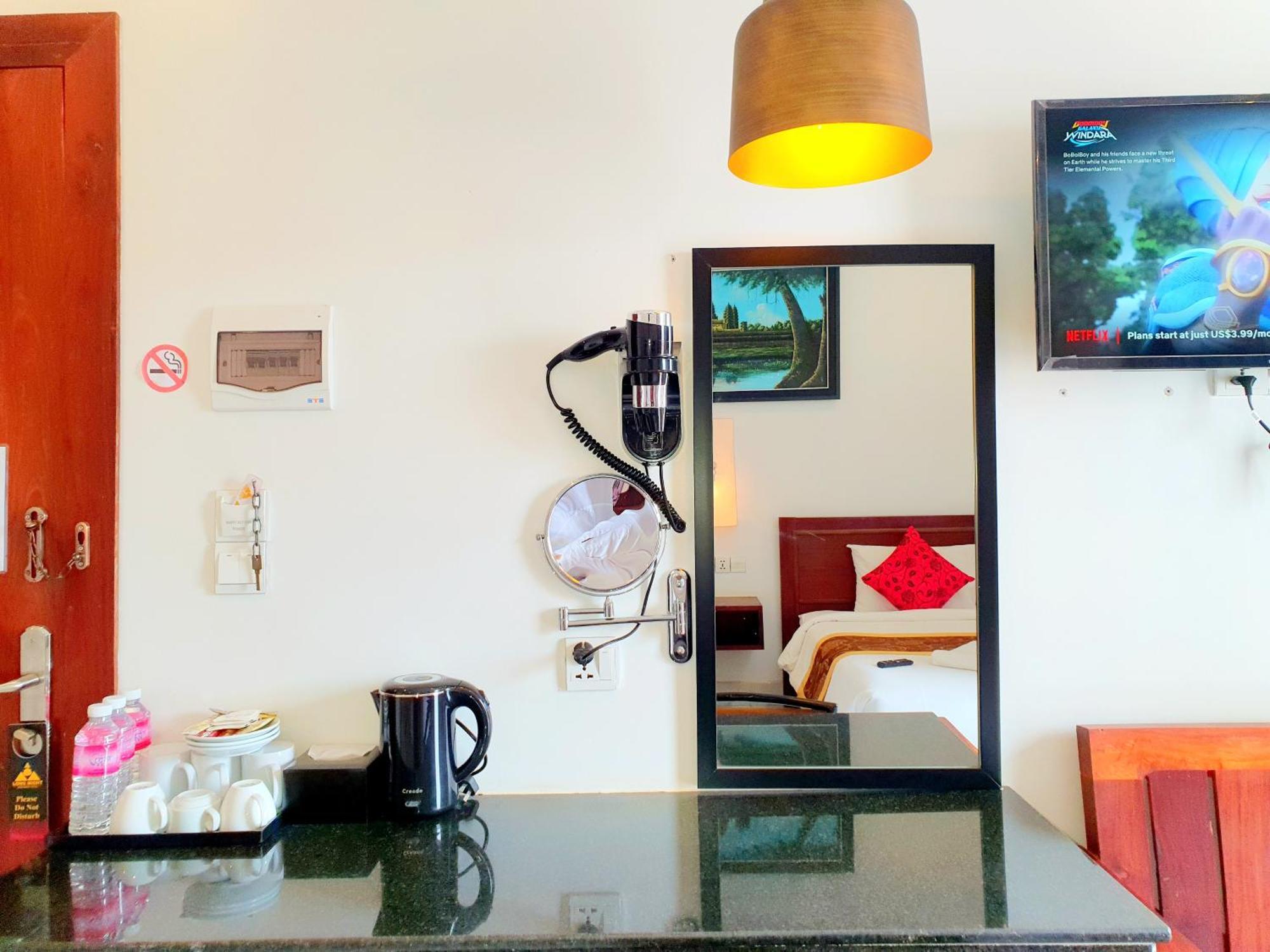 Darling Pub Hostel Siem Reap Luaran gambar